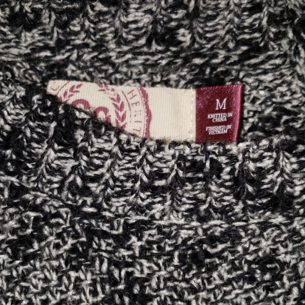 Sweater - Picture 2 of 4